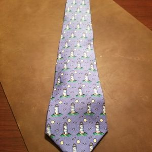 100% Silk Vineyard Vines Blue Lighthouse tie